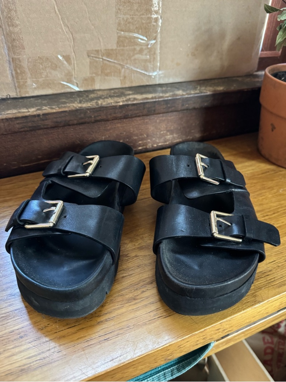 Grenson’s Women's Black Double-Buckle Slide Sandals